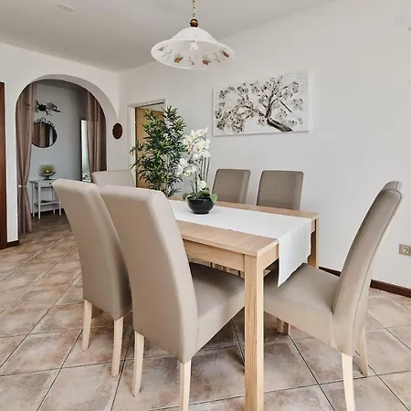 Ana 公寓 布罗托尼贾